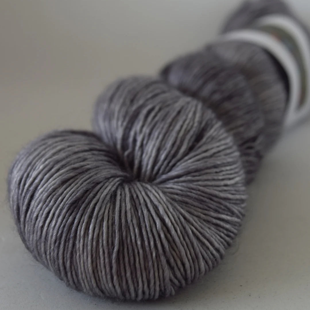 Sage 4 Ply Silk/Marino- Yarn Floozy